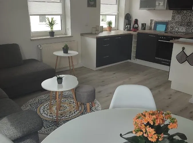 Erz-zeit شقة آنابرغ-بوخهولتس